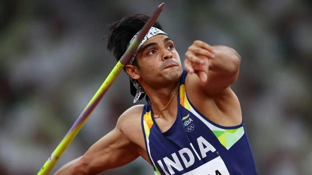 नीरज चोपड़ा एक्शन में भाला फेंकते हुए (Neeraj Chopra Javelin Throw Action)